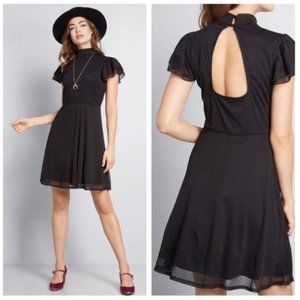 ModCloth Artistic Outing Mock Neck Dress